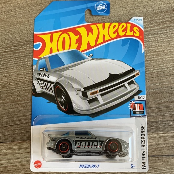Hot Wheels 2024 Family Dollar Tree Car Exclusive Diecast Set 4 HotWheels New - Picture 4 of 11